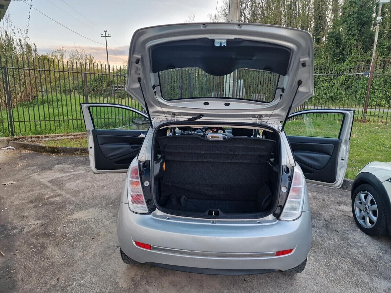 LANCIA YPSILON 1.4 Unyca Ecochic GPL