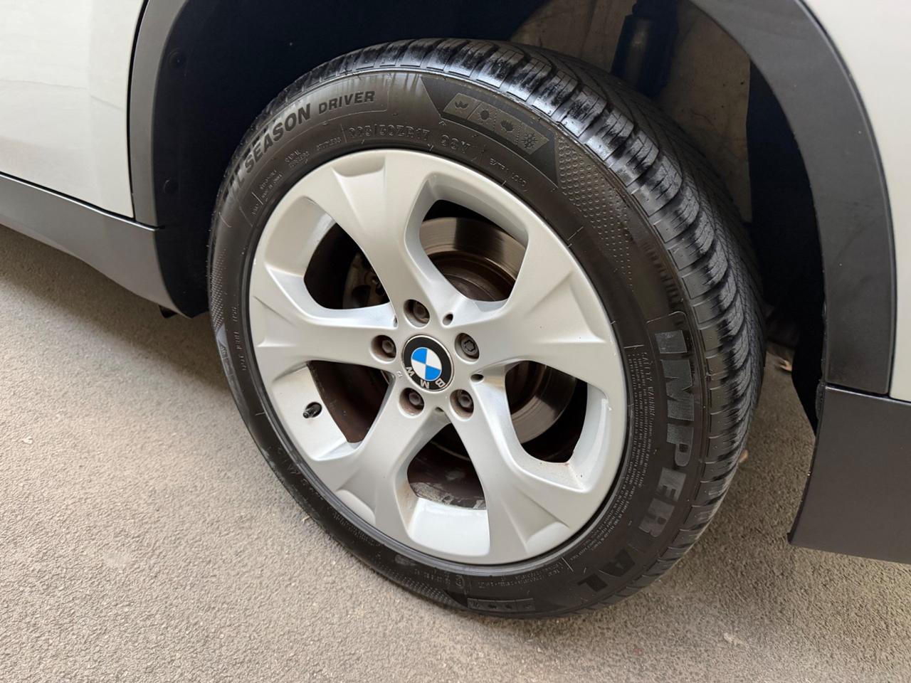Bmw X1 2014 solo 80000 km