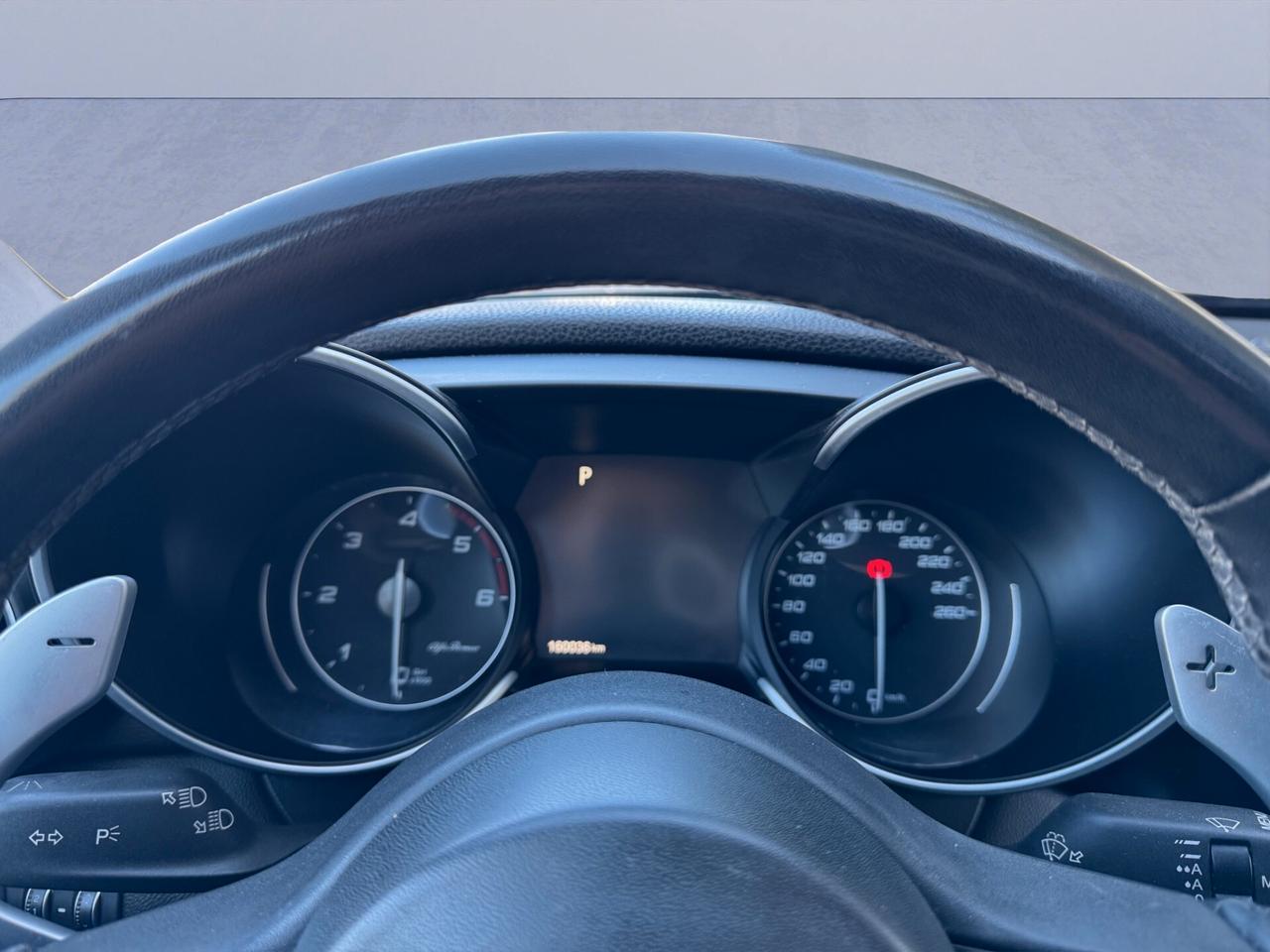 Alfa Romeo Giulia 2.2 Turbodiesel 210 CV AT8 AWD Q4 Veloce