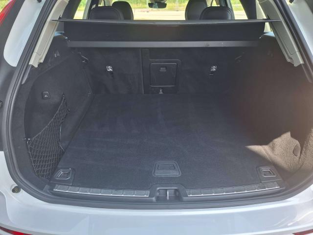 Volvo XC60 XC60 II 2022 2.0D b4 197cv Core Automatica - IVA deducibile