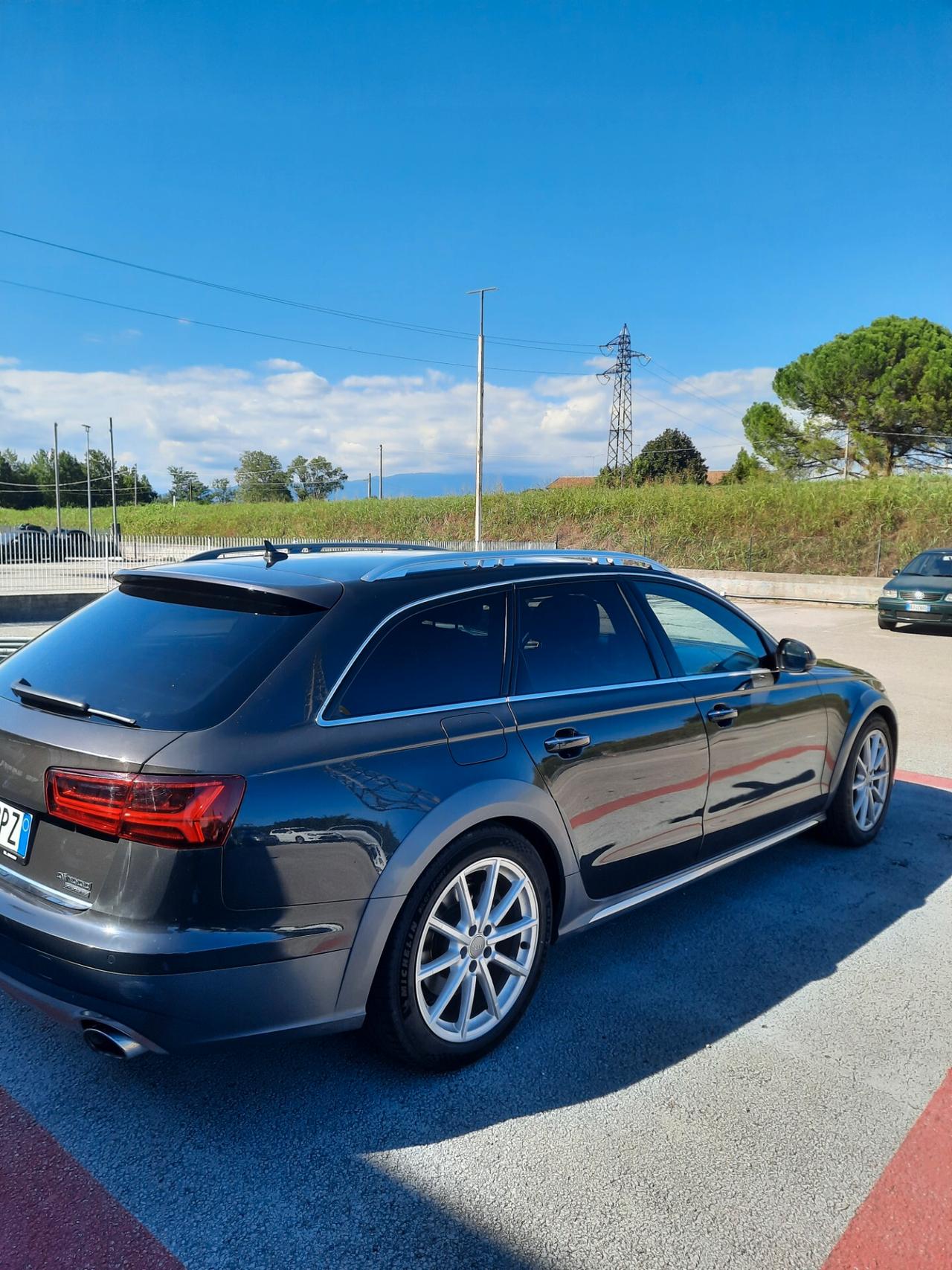 Audi A6 allroad 3.0 TDI 272 CV S tronic Business Plus
