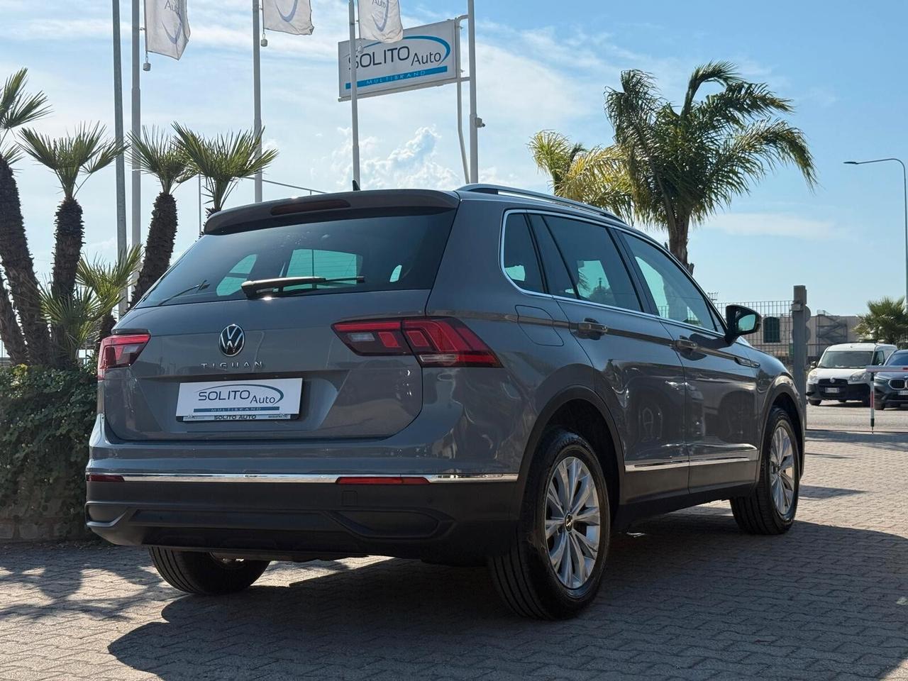 Tiguan 2.0 TDI 122 CV Life My 2022 * Ok Neopatentati