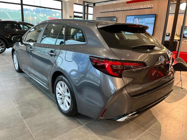 TOYOTA Corolla Active 1.8 Hybrid Touring Sports