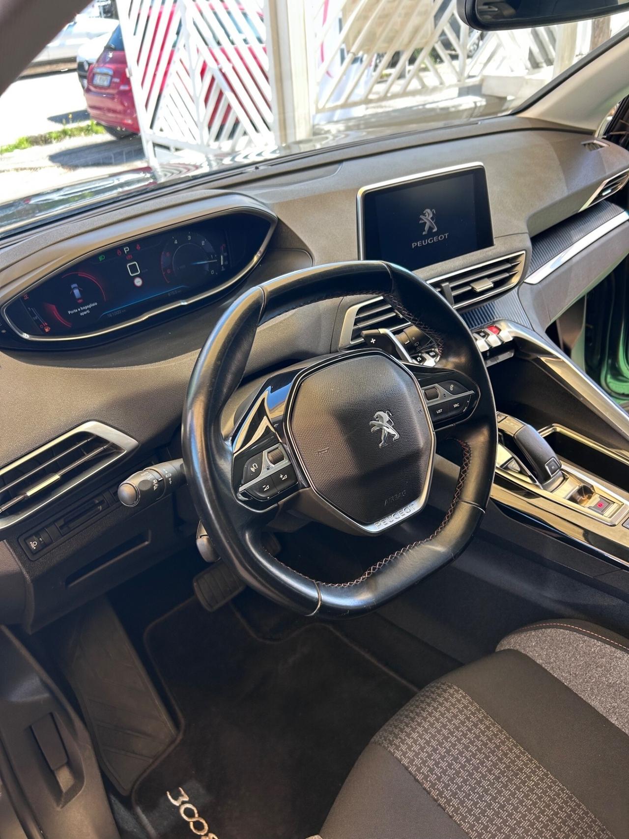 Peugeot 3008 BlueHDi 120 S&S Business