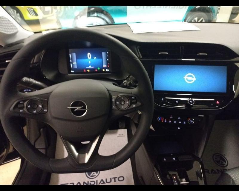 Opel Corsa Edition Hybrid 110CV DTC6