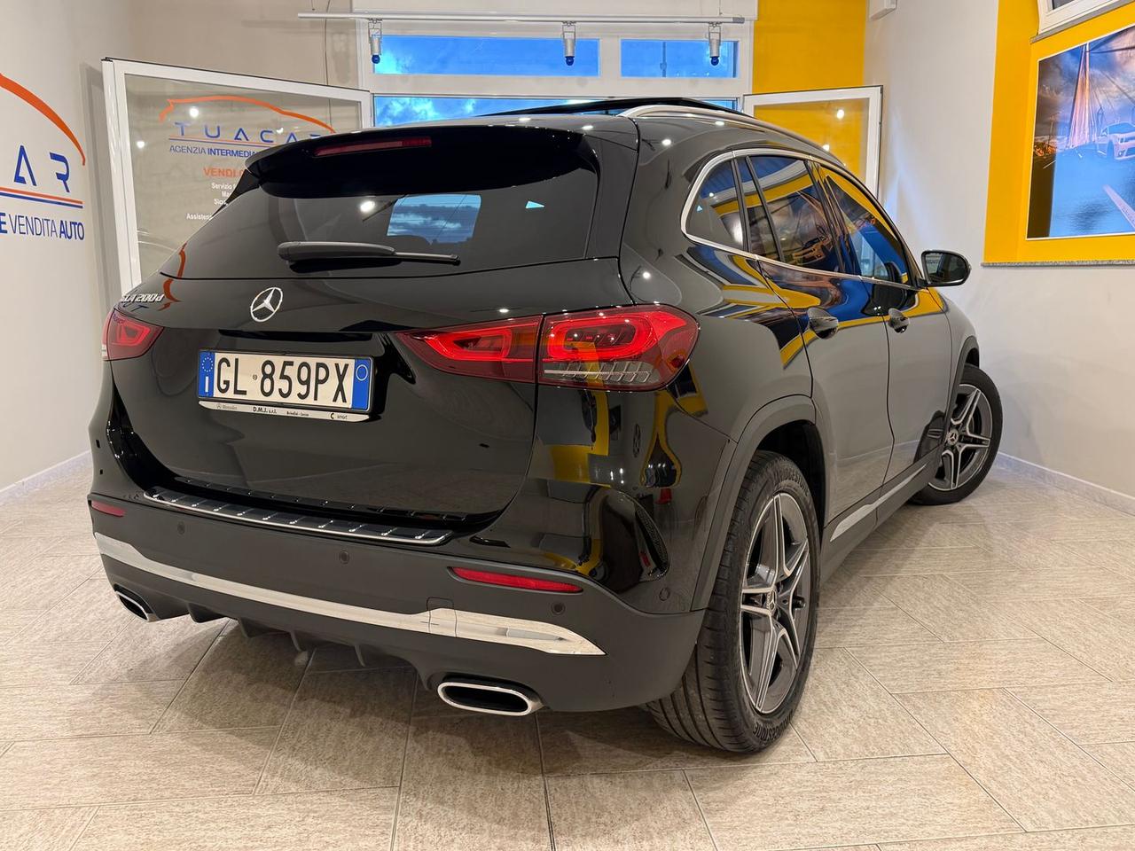 Mercedes-Benz GLA 200 AMG Line Premium 200 D #7222