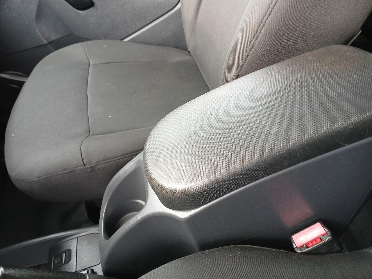 RENAULT KANGOO MAXI AUTOCARRO 5 POSTI