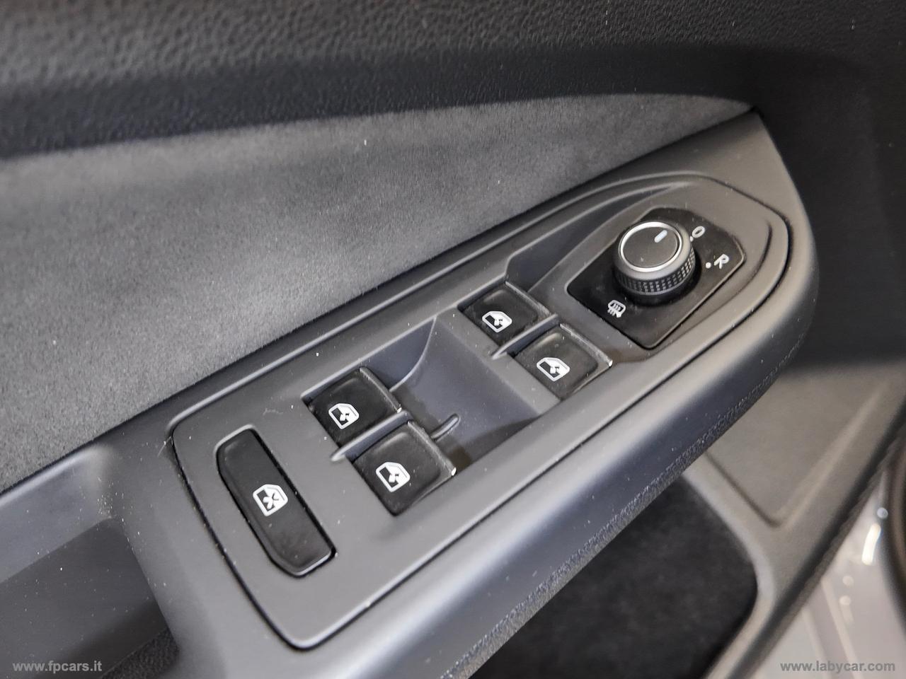 VOLKSWAGEN Golf 2.0 TSI GTI DSG TETTO APRIBILE