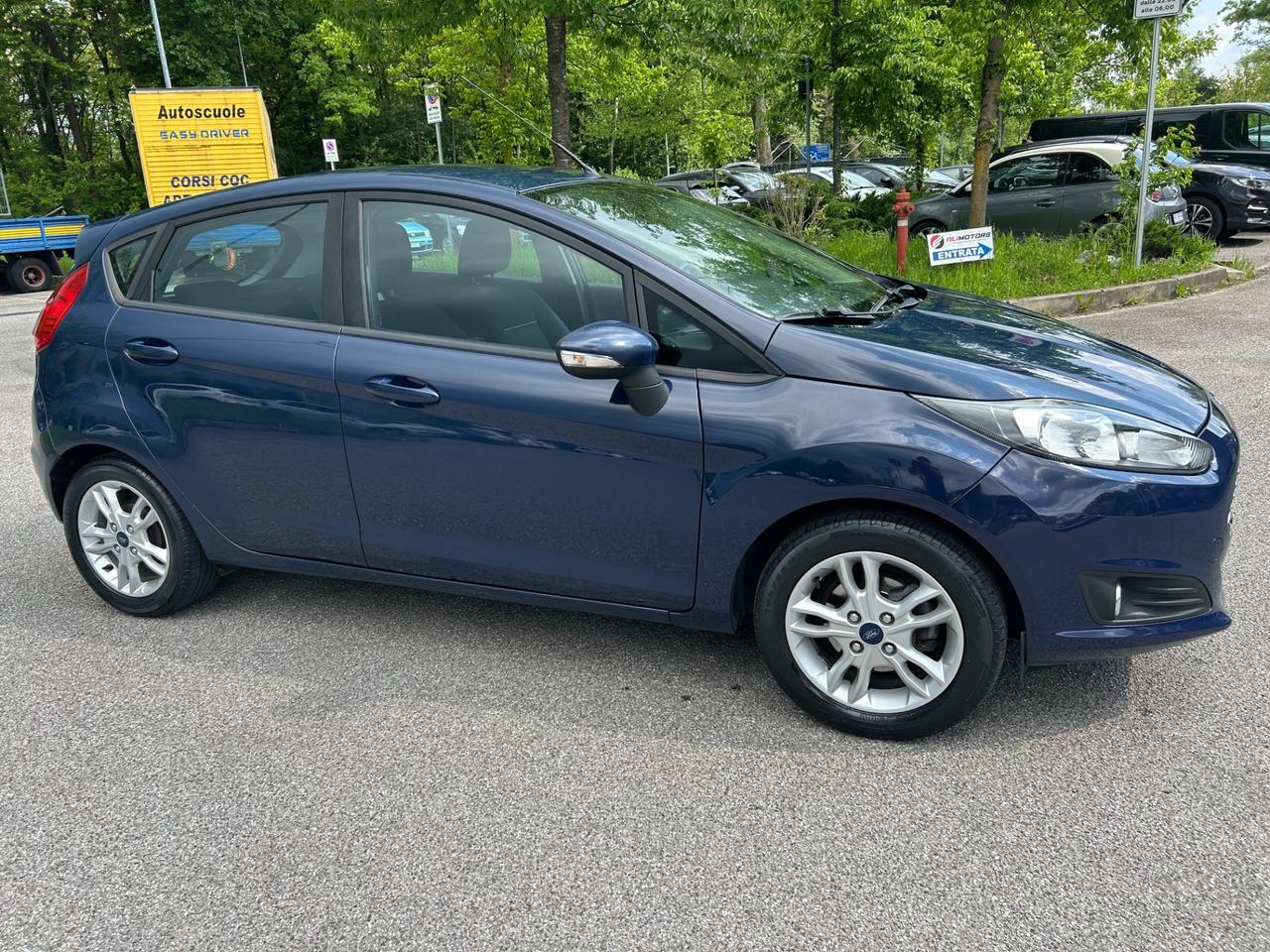 Ford Fiesta 1.5 TDCi 75CV 5 porte Black &*Neo patentati
