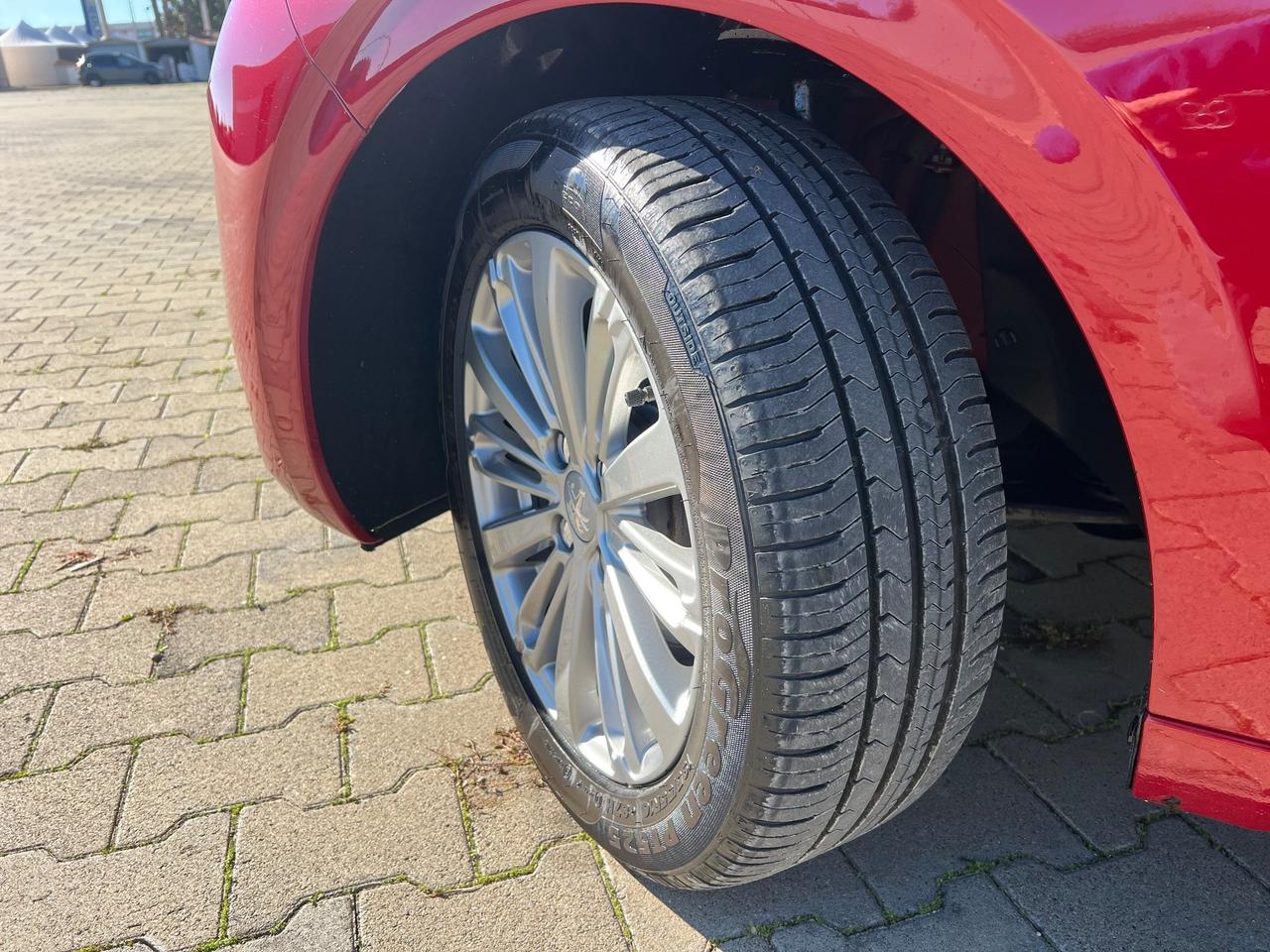 Peugeot 208 1.2 Benzina 82cv 5p. Allure - 2017