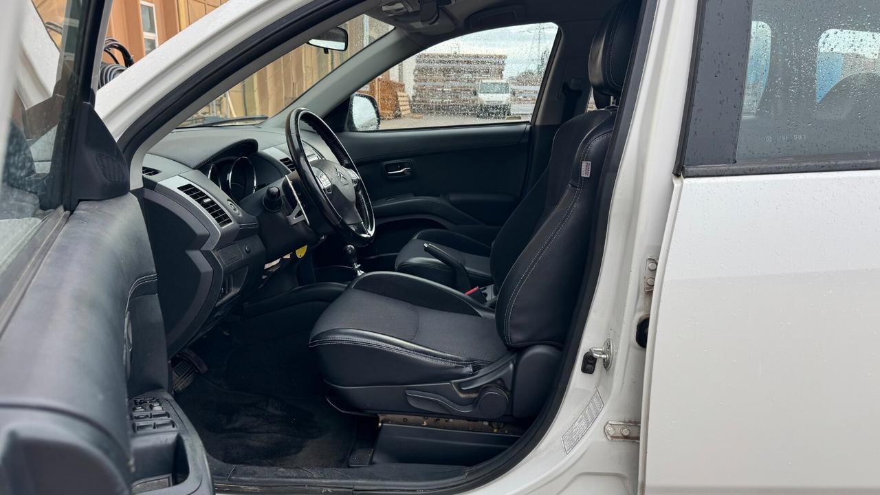 Citroen C-Crosser 2.2 HDi 160CV - 2011