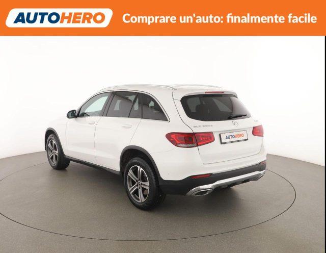 MERCEDES-BENZ GLC 300 d 4Matic Sport