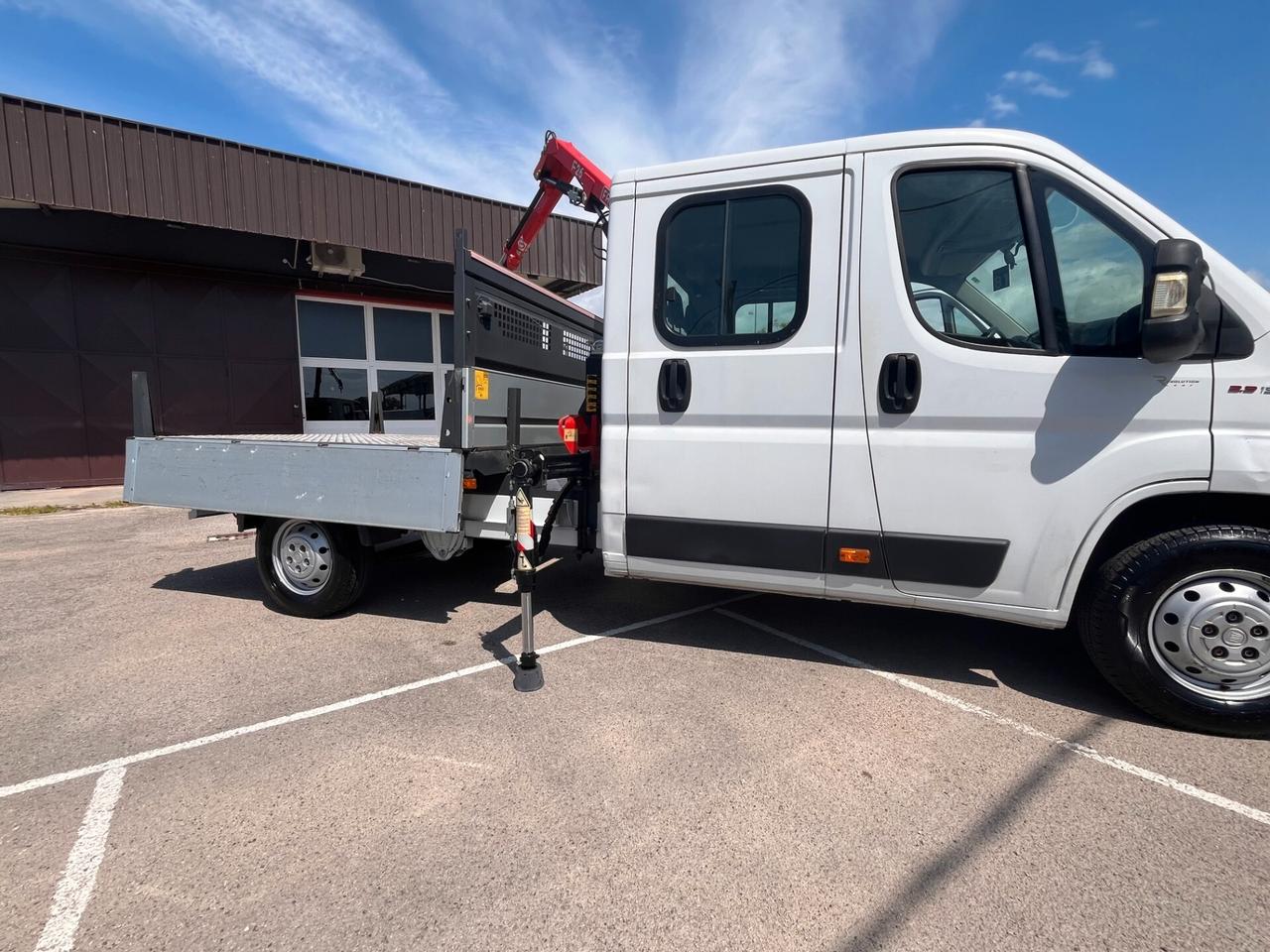 FIAT DUCATO MAXI 35 doppia cabina 7 Posti - CASSONE FISSO E GRU Fassi