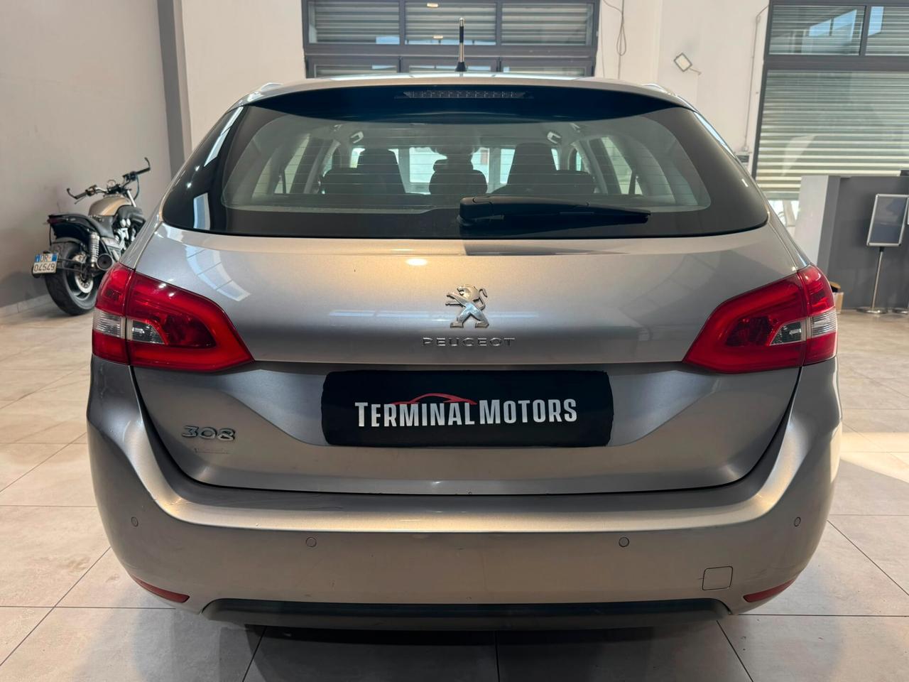 Peugeot 308 SW 1.6 HDI 115cv ALLURE
