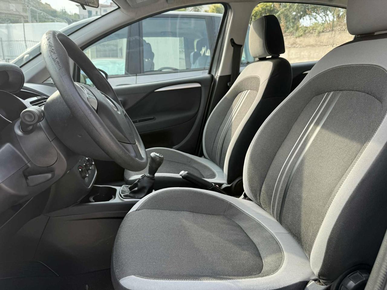 Fiat Punto 1.3 MJT II 75 CV 5 porte Easy