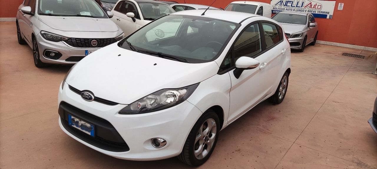 Ford Fiesta 1.2 82 CV 5 porte Titanium