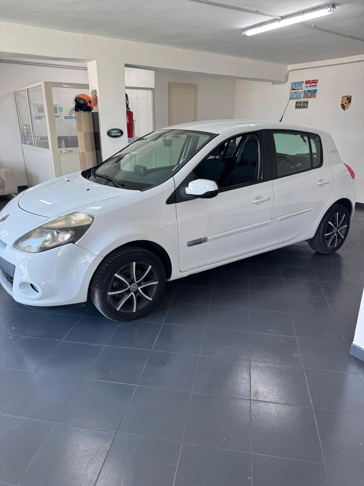 Renault Clio 1.2 16V 5 porte Live!