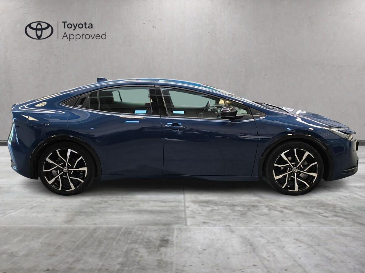 TOYOTA PRIUS PLUG IN LOUNGE MY23
