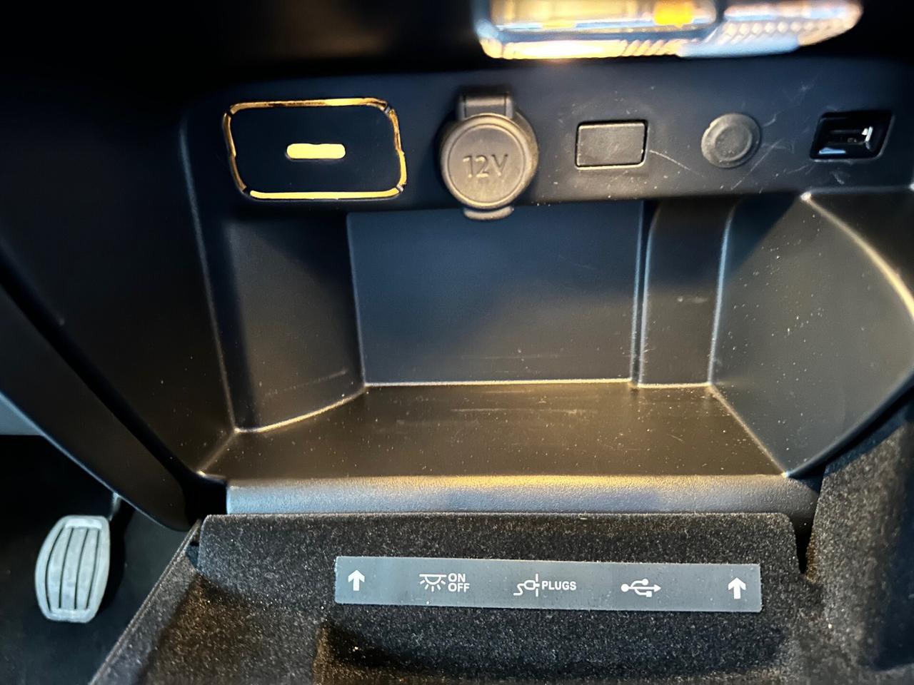 Citroen C4 (NO BLOCCHI) 7 POSTI - NAVIGATORE