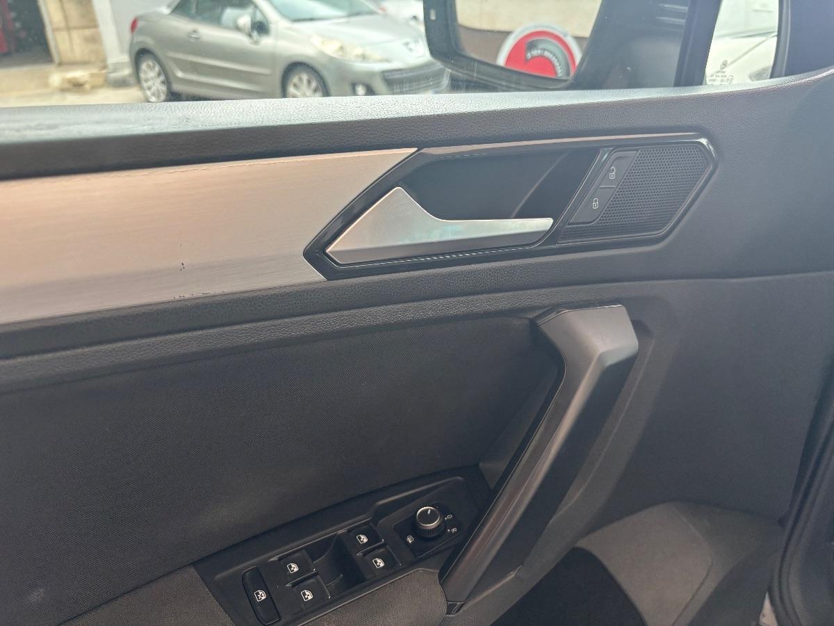 VOLKSWAGEN - Tiguan - 2.0 TDI Business BMT
