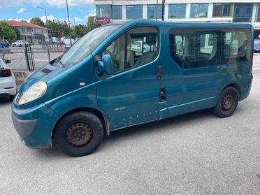 Renault Trafic T29 2.5 dCi/150 PL-TN Passenger Confort DPF