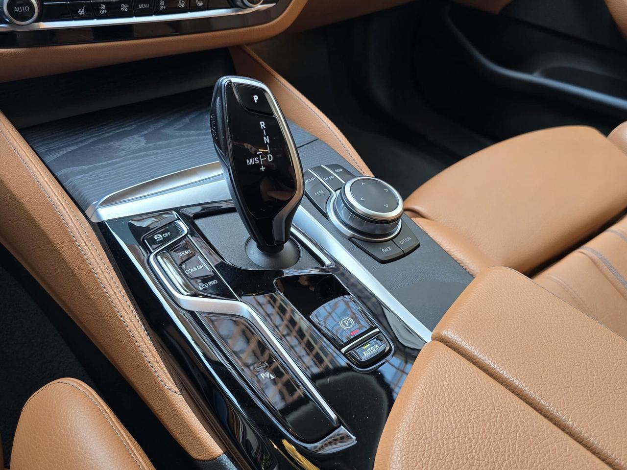 Bmw 520 520d 48V xDrive Touring Luxury - Automatica - Unico proprietario