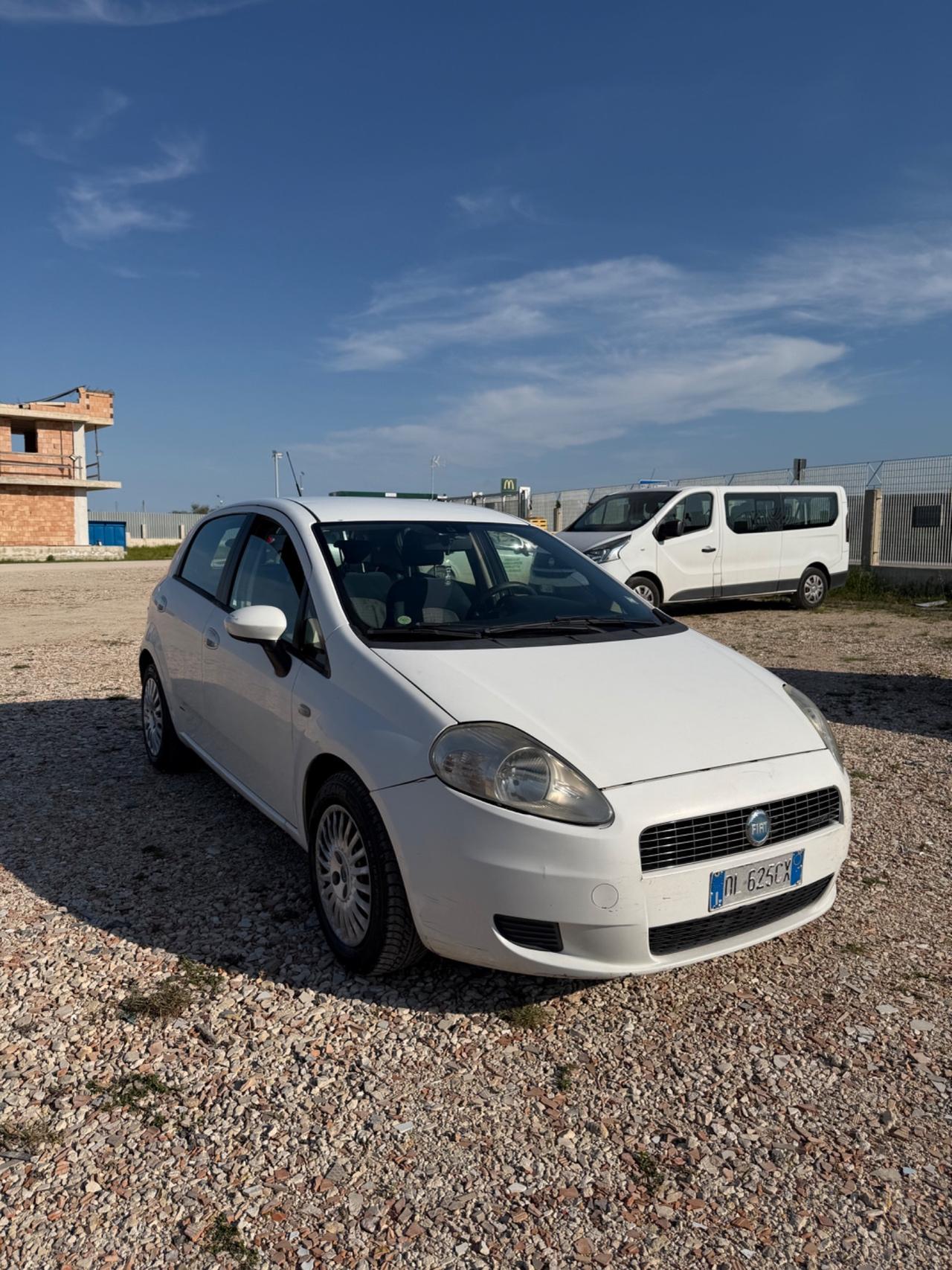 Fiat Grande Punto 1.3 MJT 90 CV 5 porte Dynamic