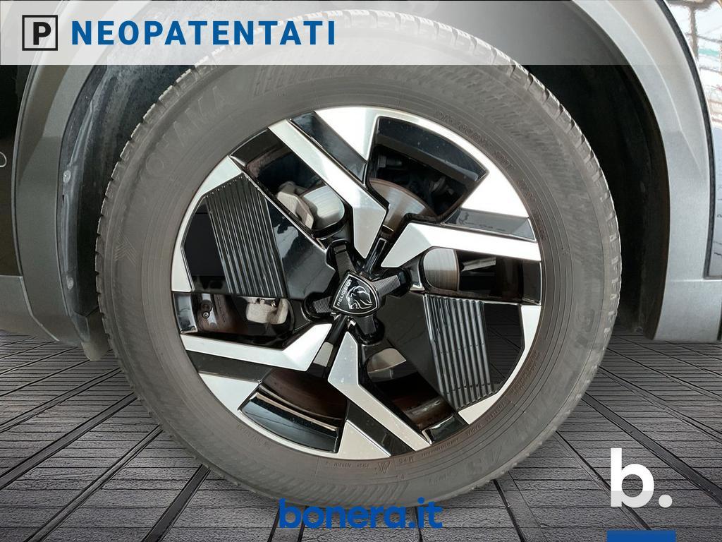 Peugeot 2008 1.2 PureTech Allure