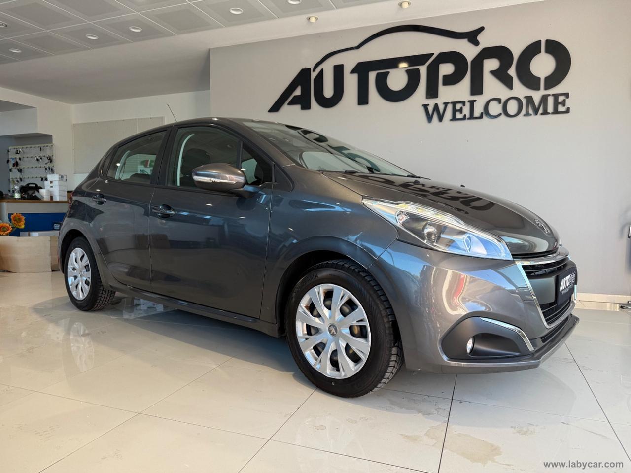 PEUGEOT 208 PureTech 82 5p. Allure