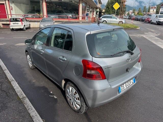 TOYOTA Yaris 2ª serie Yaris 1.4 D-4D 5 porte Sol