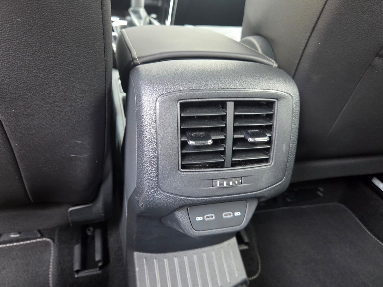 Volkswagen T-Roc 2.0 TDI 116 CV R-Line