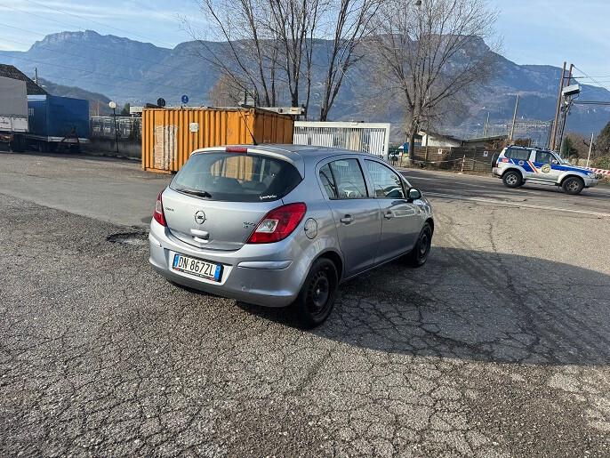 Opel Corsa 3ª serie 1.2 55 KW Cosmo
