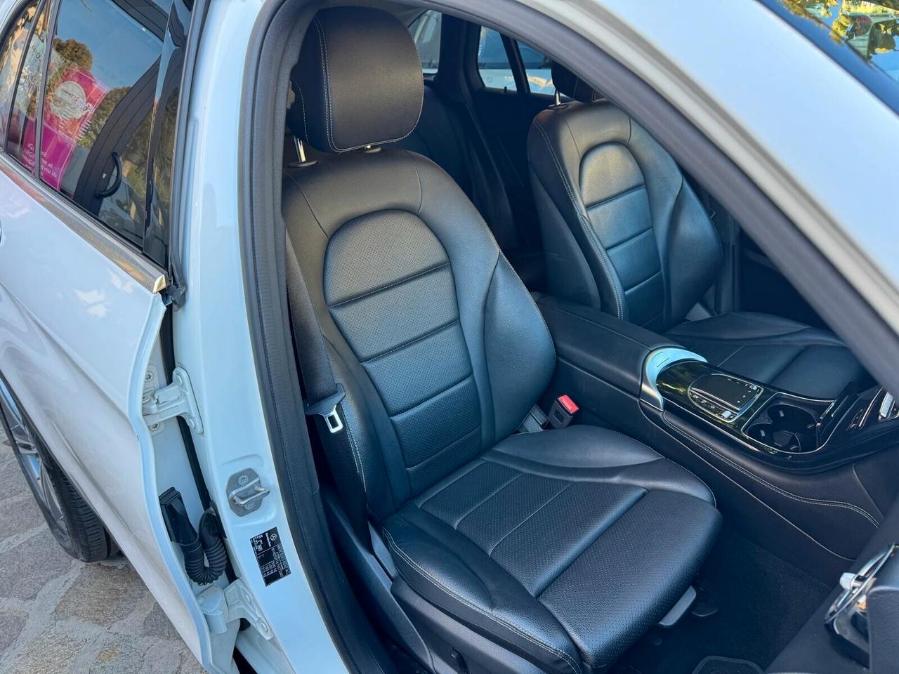 MERCEDES GLC 200 d 4MATIC SPORT
