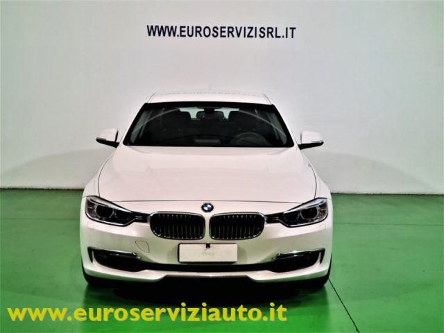 BMW 328 i Luxury