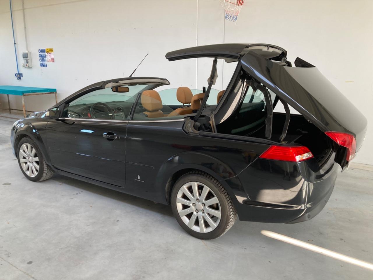 Ford Focus 2.0 TDCi (136CV) CC Tit. DPF cabrio