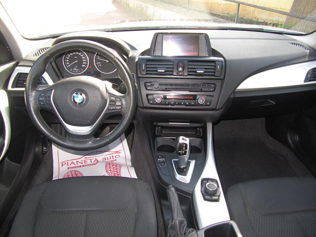 Bmw 118 118d 5p. Urban
