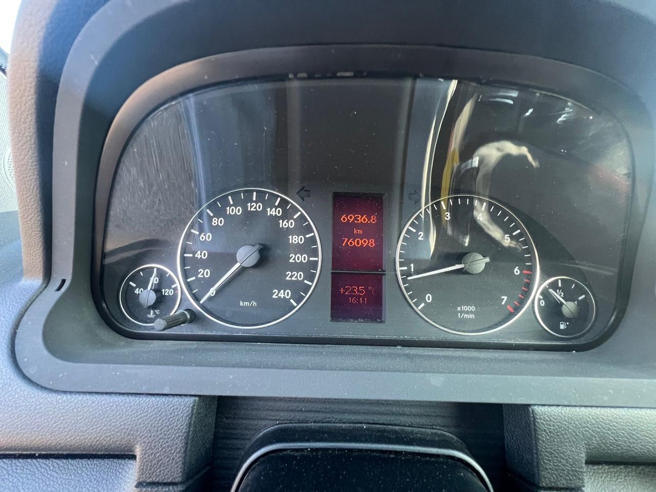 Mercedes-benz A 170 160 BlueEFFICIENCY Elegance