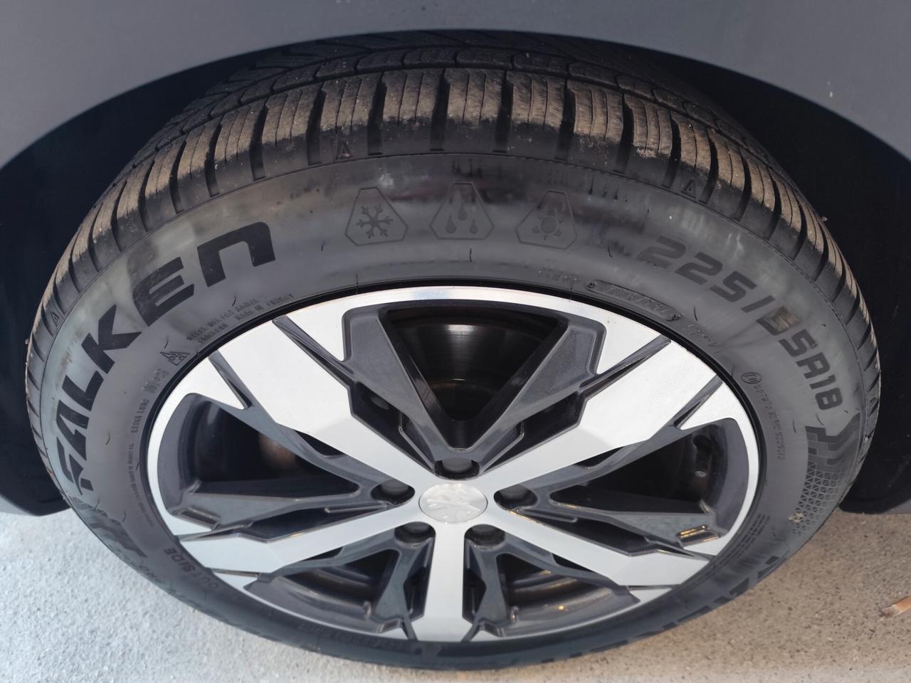 Peugeot 5008 1.6BlueHDi 120CV AUTOMATICA 7 POSTI