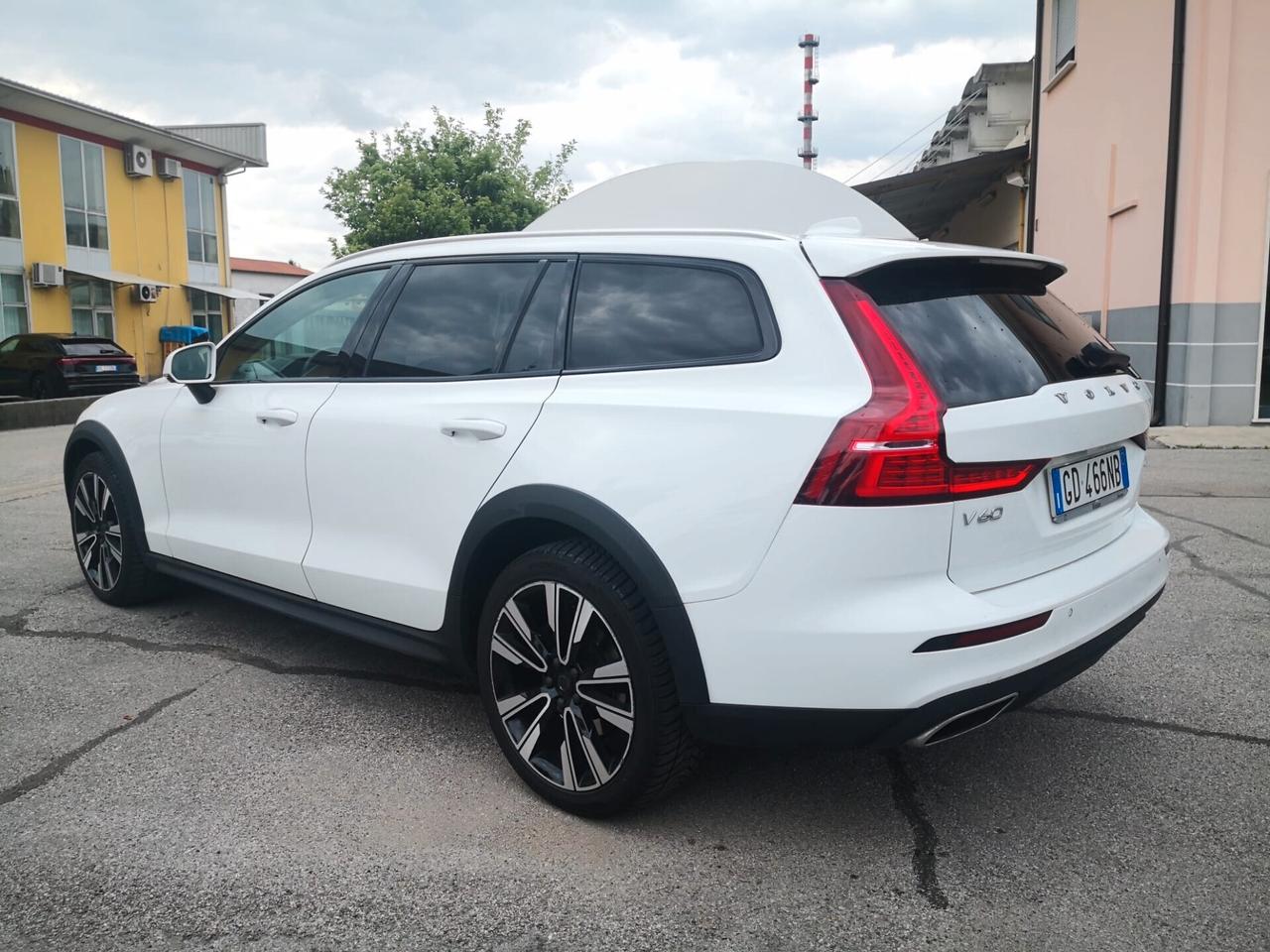 Volvo V60 Cross Country D4 AWD Geartronic ***TENUTA MOLTO BENE***UNIPROPRIETARIO***