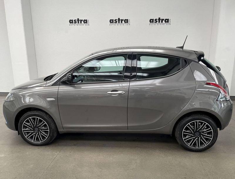 Lancia Ypsilon 1.0 FireFly 5 porte S&S Hybrid Platino