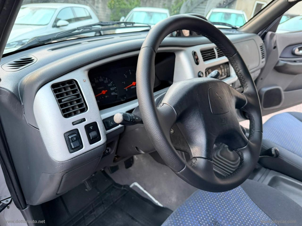 MITSUBISHI L200 2.5 TDI 4WD DC Pick-up GLS