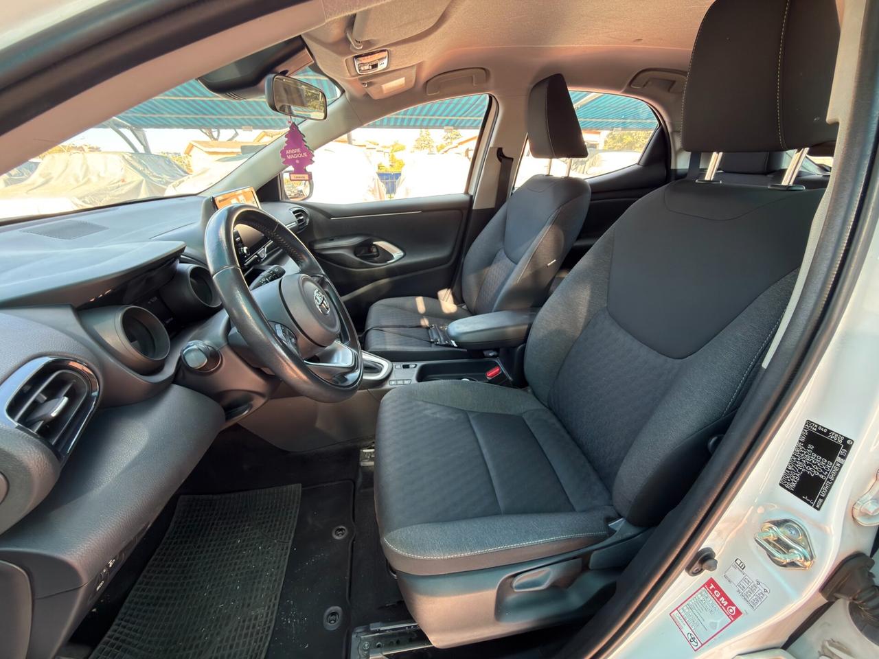 Toyota Yaris Hybrid 5 porte Trend SENZA OBBLIGO FINANZIAMENTO