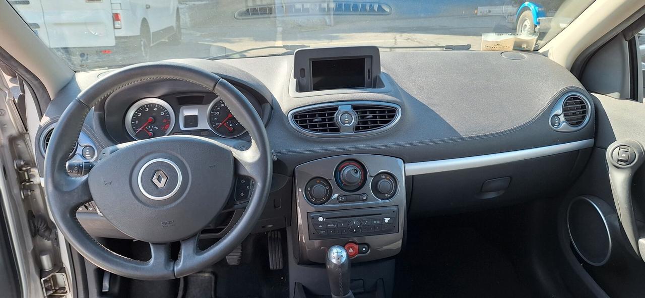 Renault Clio 1.2 16V 5 porte Dynamique
