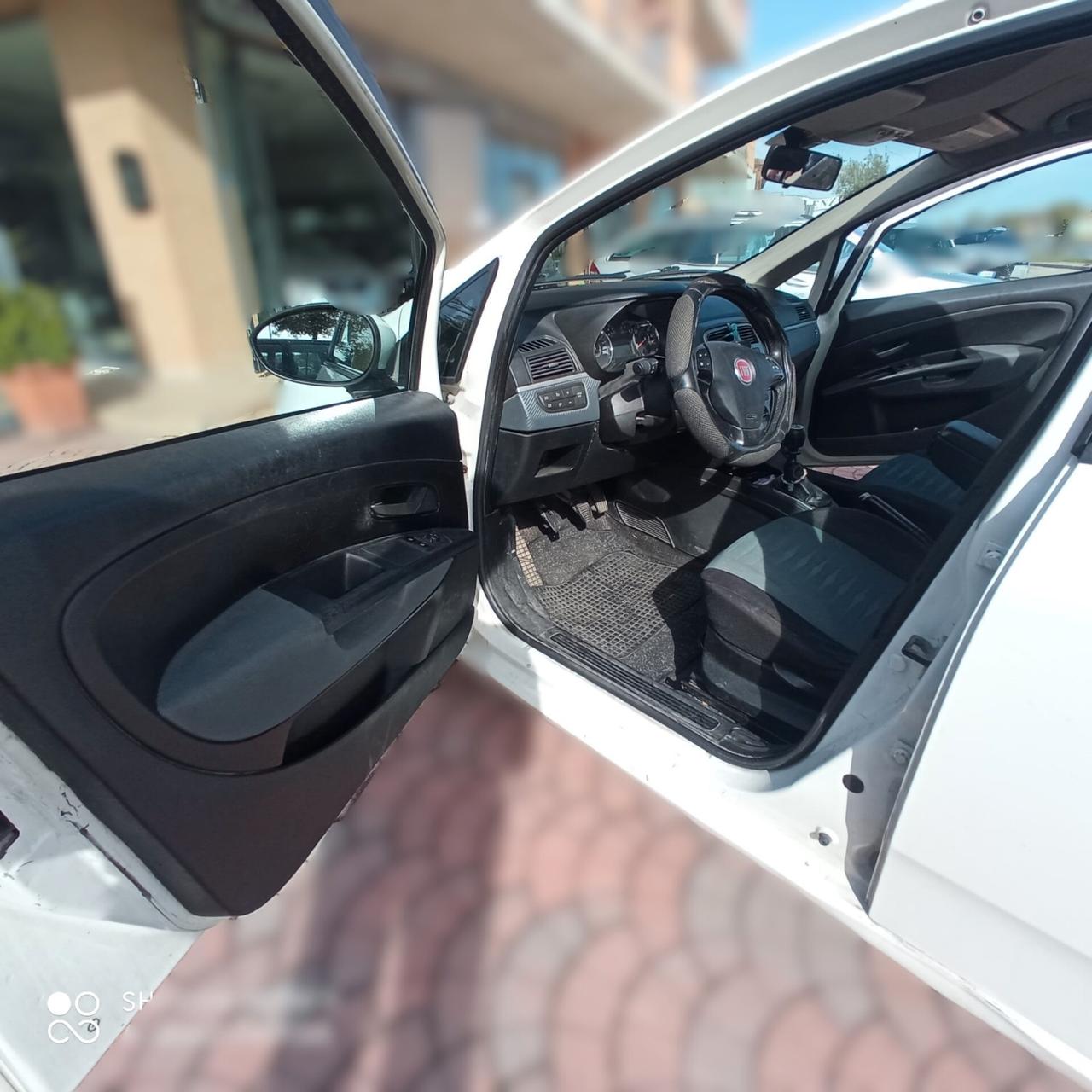 Fiat Grande Punto 1.4 5 porte Natural Power 77CV 57KW