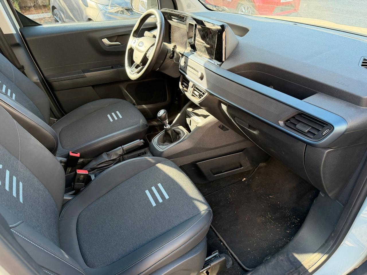 Ford Tourneo Courier 1.0 EcoBoost Active