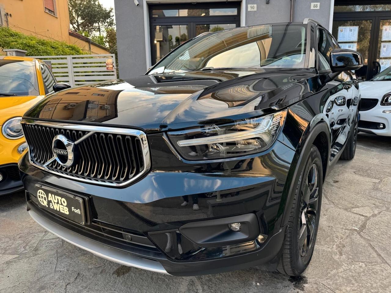 VOLVO XC40 D3 GEARTRONIC R-DESING 150cv