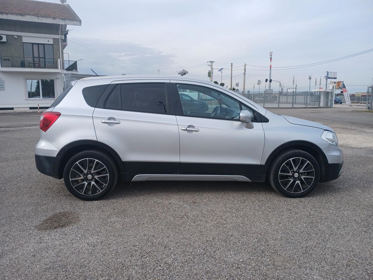 Suzuki S-Cross 1.6 DDiS Start&Stop 4WD All Grip Top