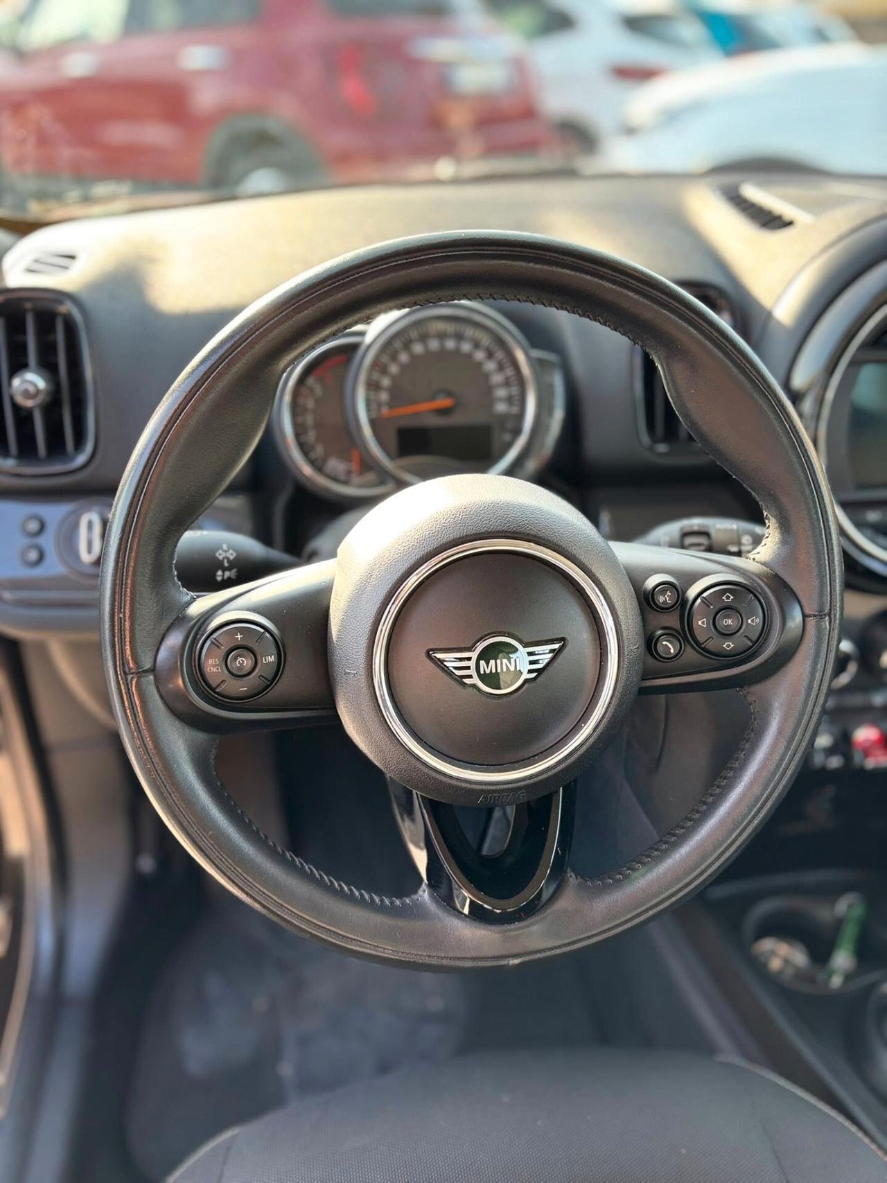 Mini Cooper D Countryman Mini 2.0 Cooper D Business Countryman Automatica