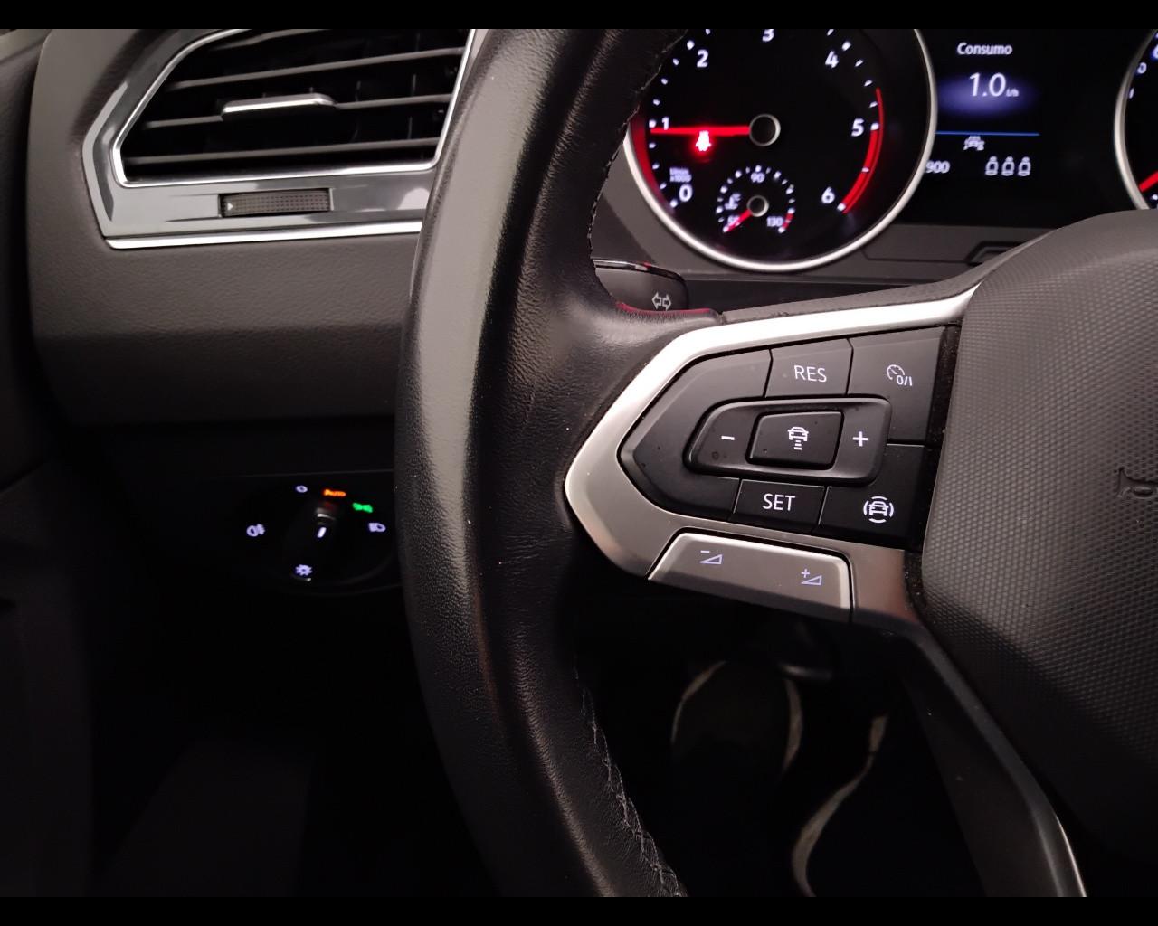 VOLKSWAGEN Tiguan II 2021 - Tiguan 2.0 tdi Life 122cv