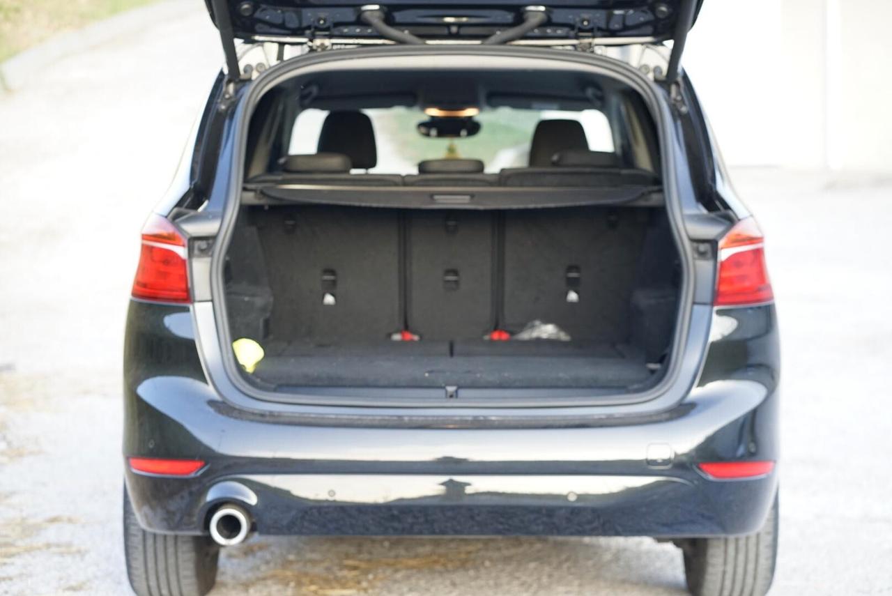 BMW 216 216d Active Tourer Luxury